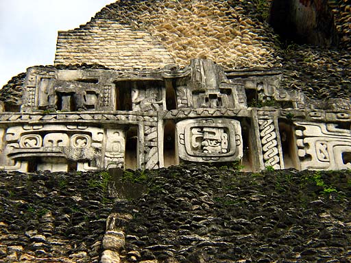 Detail of the west frieze of El Castillo pyramid.jpg