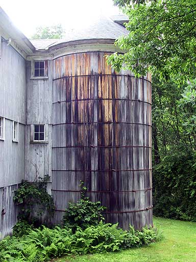 Corn silo.jpg