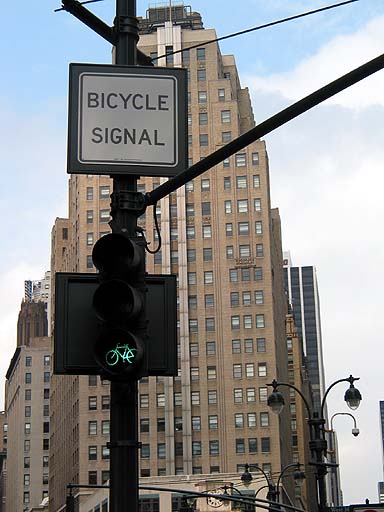 A sign ignored by most NYC bikers.jpg